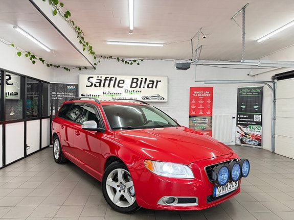 Volvo V70 4 of 5