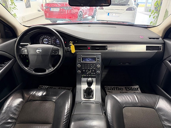 Volvo V70 19 of 30