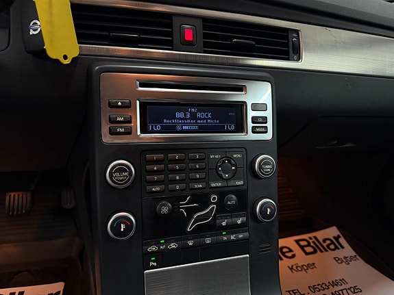 Volvo V70 30 of 30
