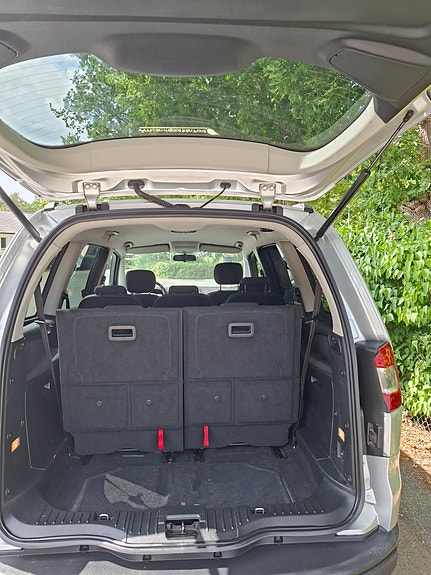 Ford Galaxy 13 of 15