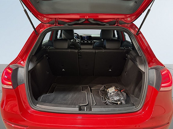 Mercedes-Benz A180 12 of 19