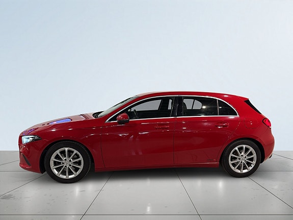 Mercedes-Benz A180 4 of 5