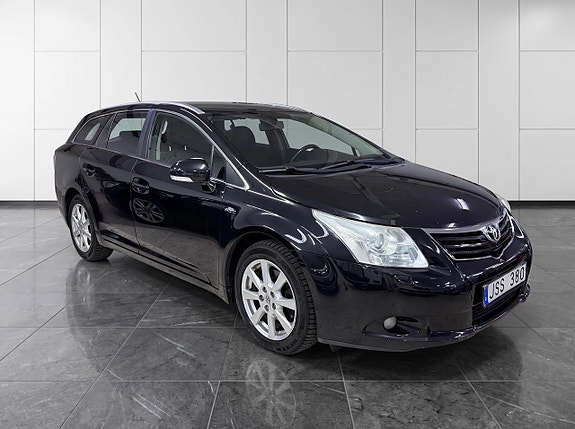 Toyota Avensis 3 of 11