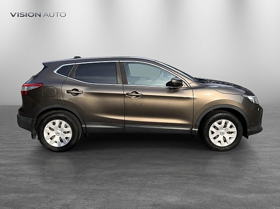 Nissan Qashqai 4 of 5