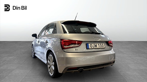 Audi A1 3 of 5