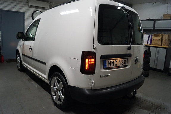 Volkswagen Caddy 3 of 5