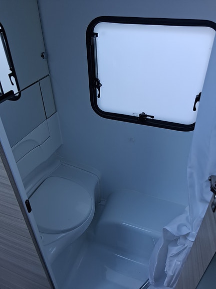 Adria Altea 492 LU 5 of 6