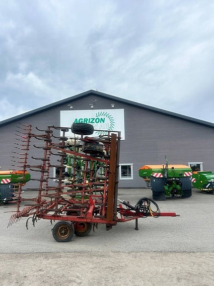 Väderstad Harv NZ 7,4 m