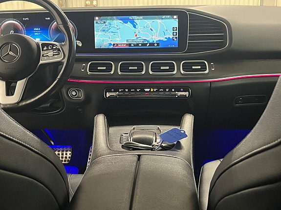 Mercedes-Benz GLE350 de 14 of 19