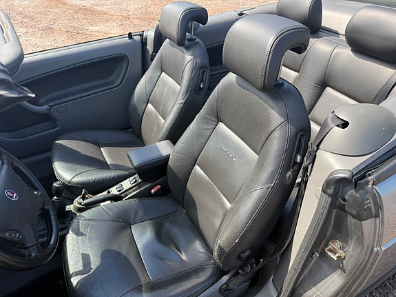 Saab 9-3 6 of 8