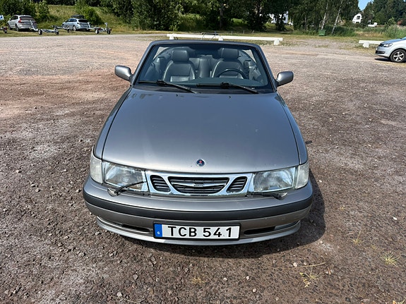 Saab 9-3 2 of 5