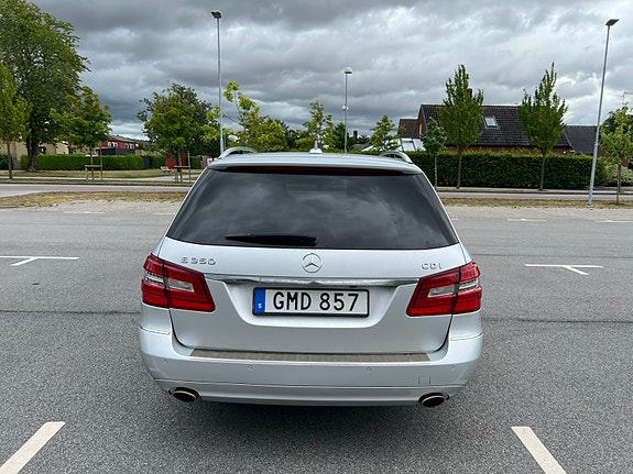 Mercedes-Benz E350 5 of 5
