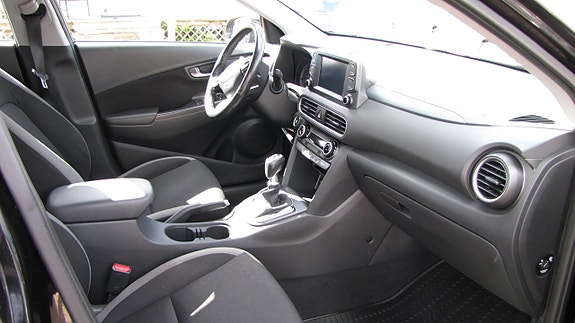 Hyundai Kona 6 of 8