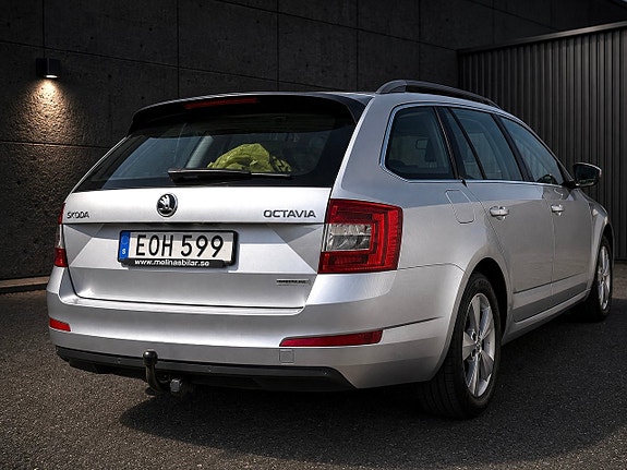 Skoda Octavia 4 of 5