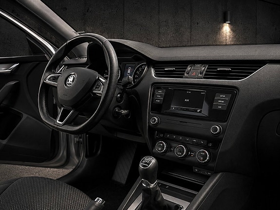 Skoda Octavia 7 of 10