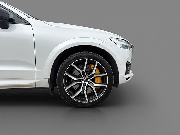 Volvo XC60 9 of 25