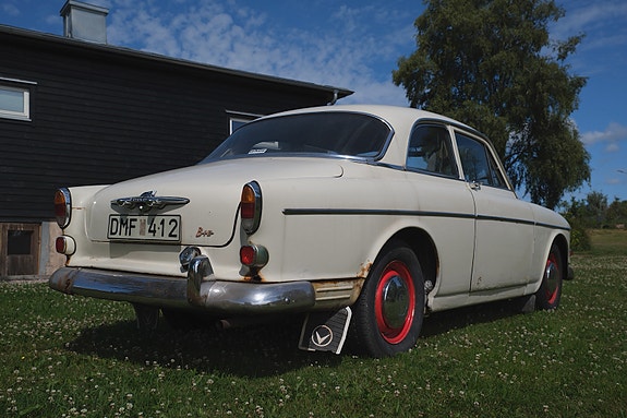 Volvo Amazon 2 of 5