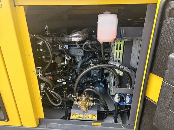 Atlas Copco QAS 30, Ny 28kVA generator 9 of 9