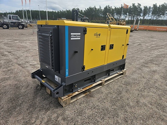 Atlas Copco QAS 30, Ny 28kVA generator 2 of 5