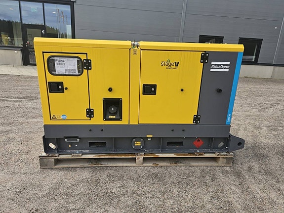 Atlas Copco QAS 30, Ny 28kVA generator 6 of 9
