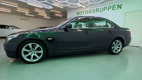 BMW 520d 4 of 5