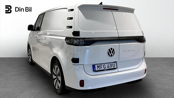 Volkswagen ID. Buzz 3 of 5