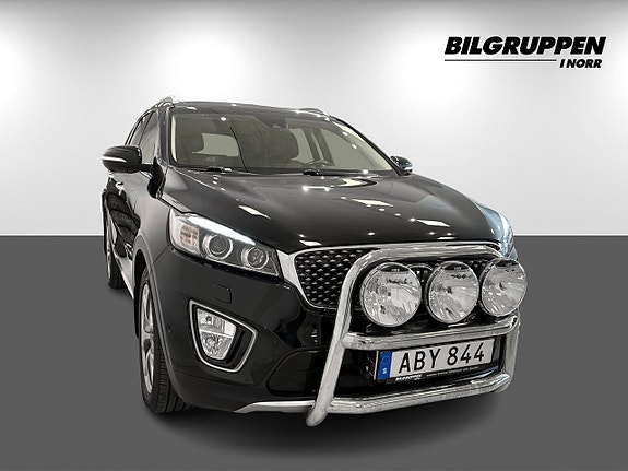 Kia Sorento 4 of 5