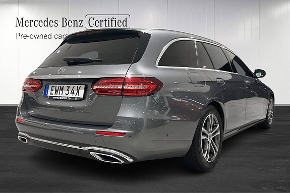 Mercedes-Benz E220 d 3 of 5