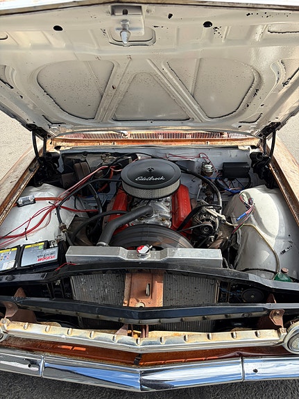 Chevrolet Impala 4 of 5