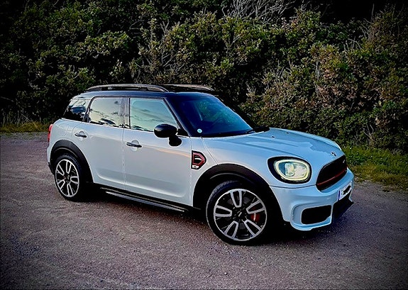 MINI John Cooper Works 3 of 5