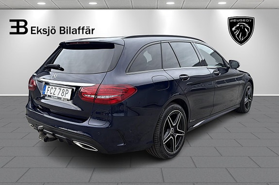 Mercedes-Benz C300 5 of 5