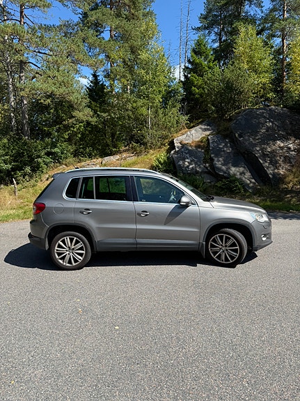 Volkswagen Tiguan 3 of 4