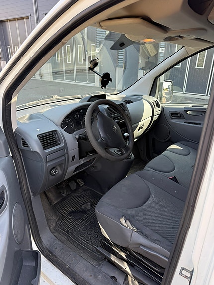 Peugeot Expert 2 of 4