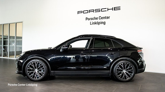 Porsche Macan 4 4 of 5