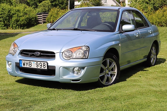 Subaru Impreza 2 of 5