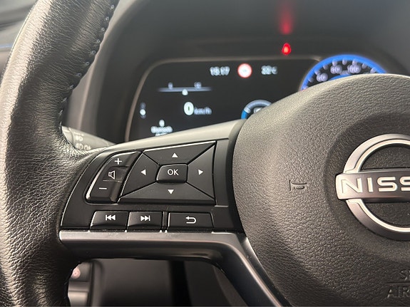 Nissan Leaf 17 of 30