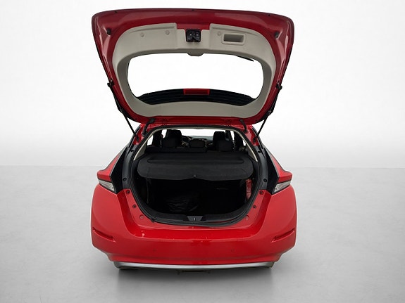 Nissan Leaf 29 of 30