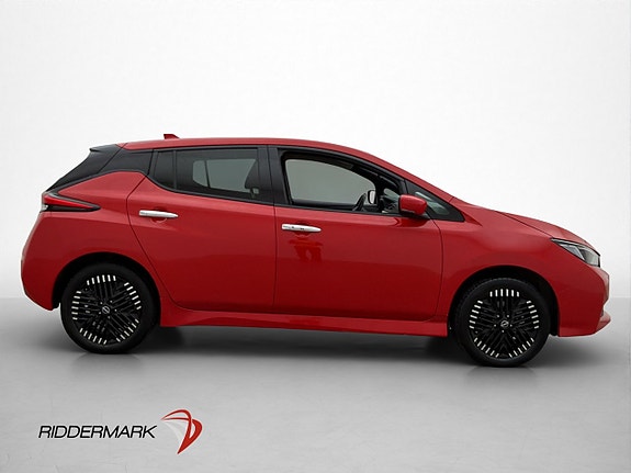 Nissan Leaf 9 of 30