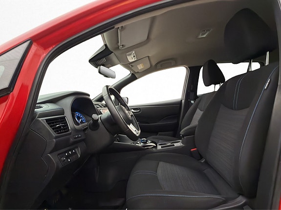 Nissan Leaf 12 of 30