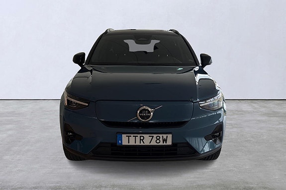 Volvo EX40 7 of 14