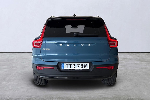 Volvo EX40 5 of 14