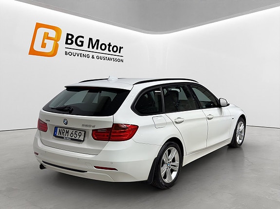 BMW 320 4 of 5