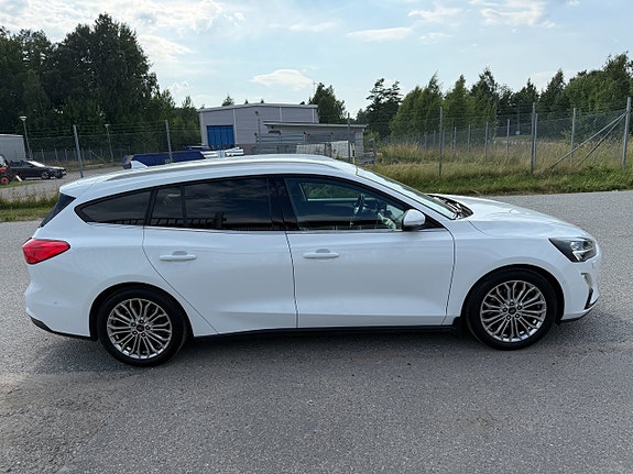 Ford Focus 6 of 13