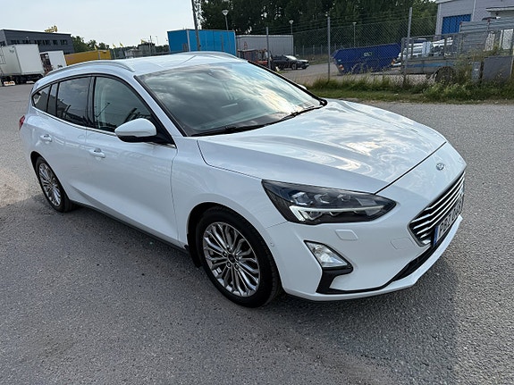 Ford Focus 7 of 13
