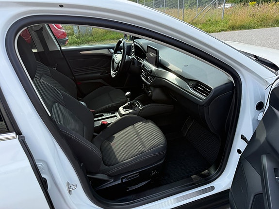 Ford Focus 10 of 13