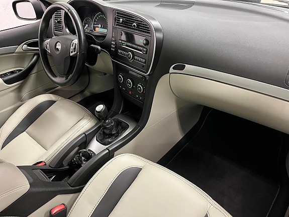 Saab 9-3 11 of 18