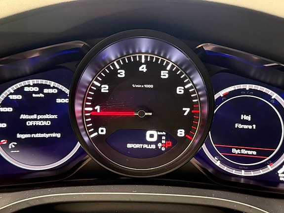 Porsche Cayenne S 17 of 30