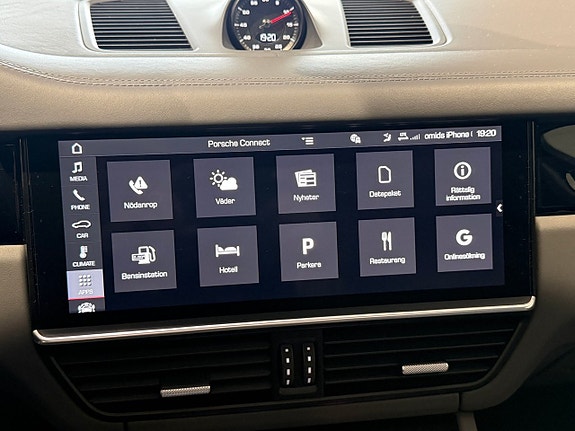 Porsche Cayenne S 27 of 30