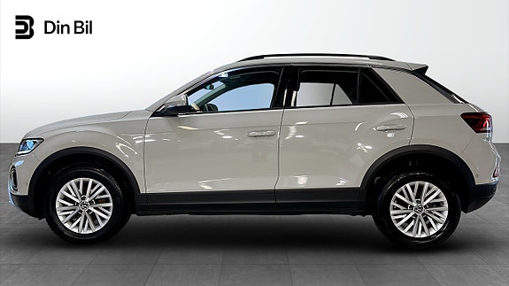 Volkswagen T-Roc 2 of 19