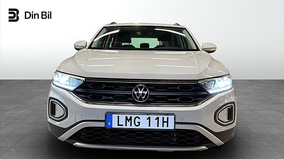 Volkswagen T-Roc 4 of 19